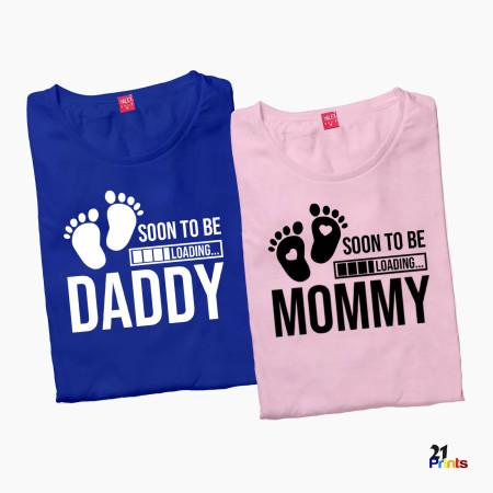 Soon to Be Mommy & Daddy Gender Reveal Couple T-Shirt
